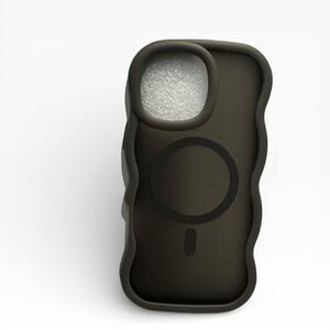 iPhone 16 Pro Max Black Wavy Designed Phone Case